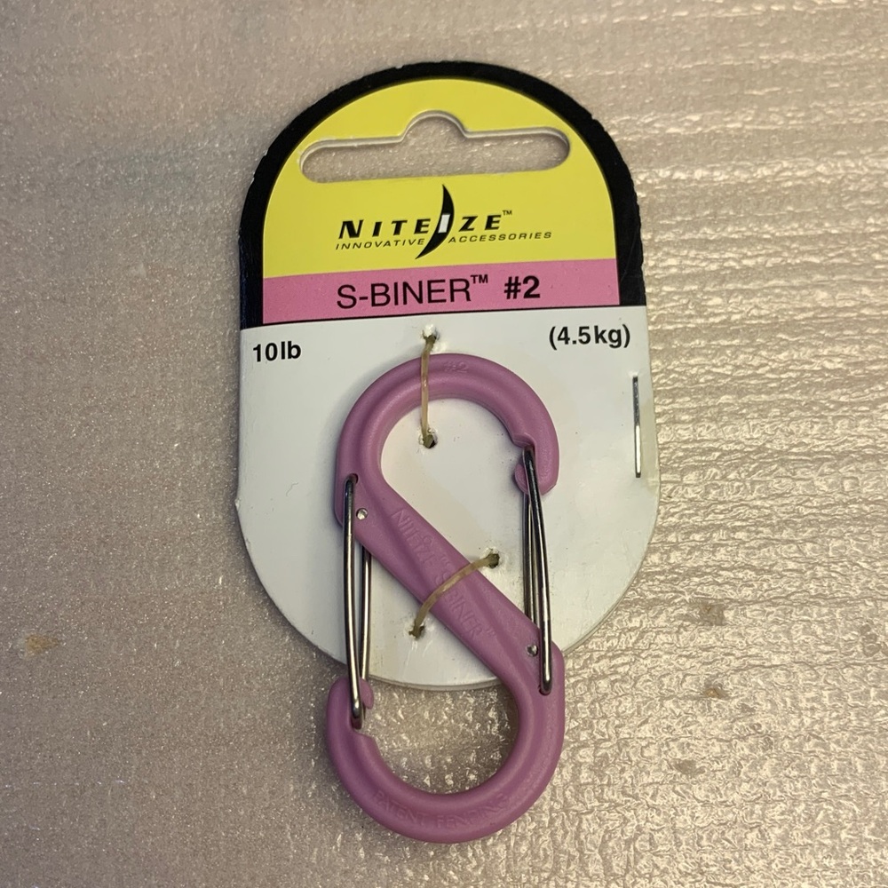 Nite IZE Pink S-Biner Multi-Size Double-Gated Carabiner # 2 and # 4 - Picture 4 of 6